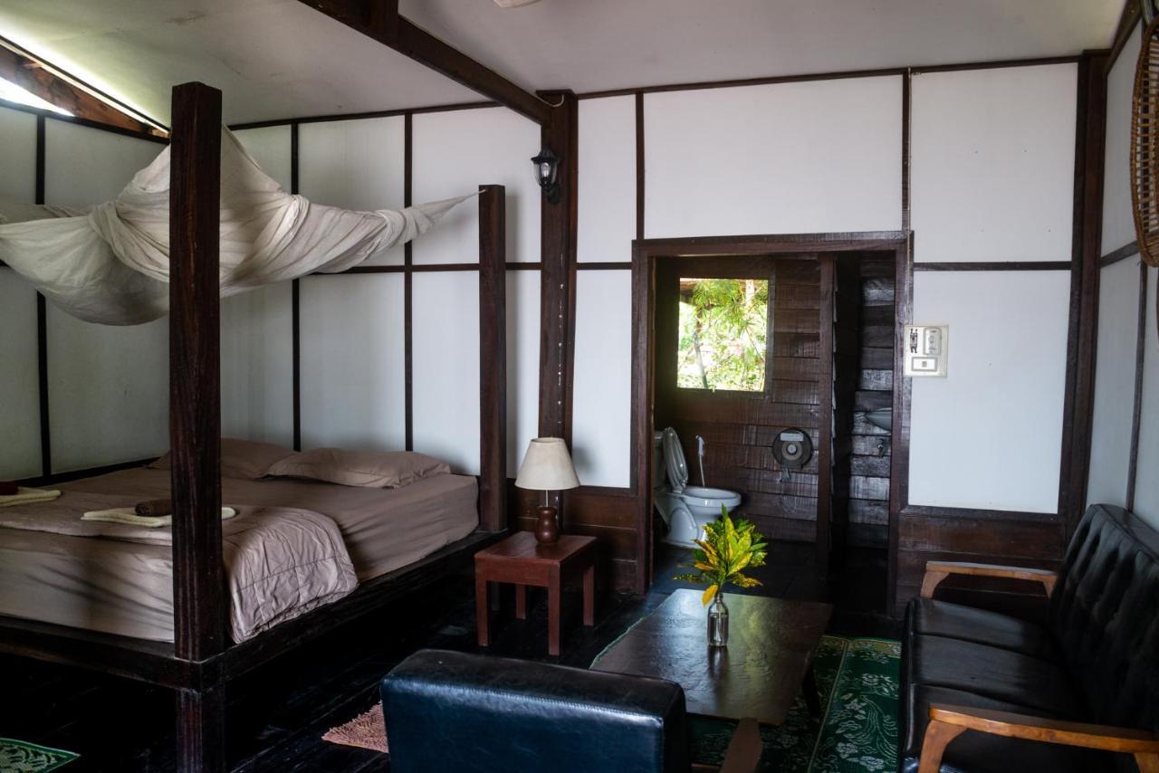 Pomelo Restaurant And Guesthouse - Fishermen & Tammarine Cottages Riverfront - Experience Nature, Culture And Adventure & Tailor-Made Tour Ban Khon エクステリア 写真