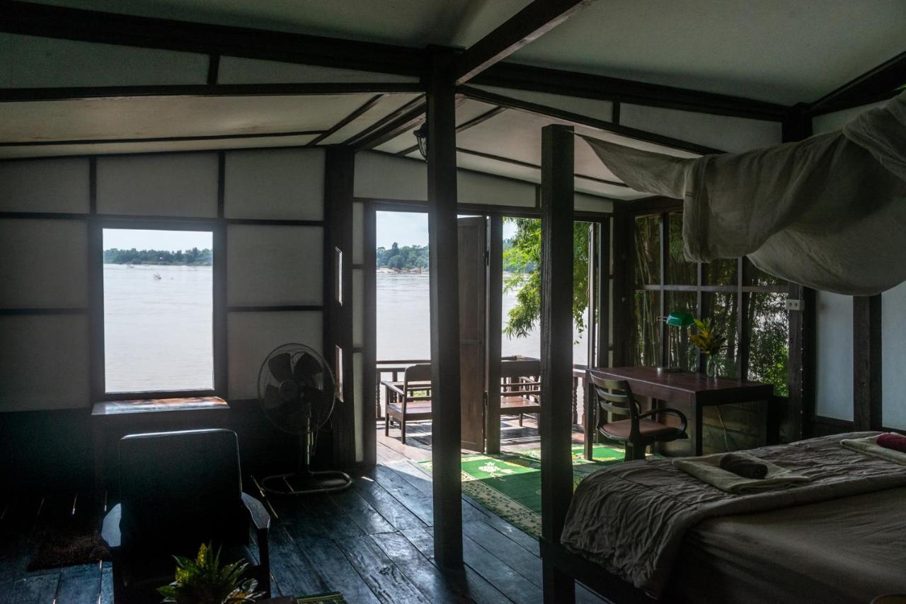 Pomelo Restaurant And Guesthouse - Fishermen & Tammarine Cottages Riverfront - Experience Nature, Culture And Adventure & Tailor-Made Tour Ban Khon エクステリア 写真